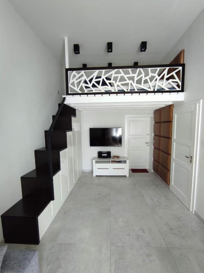 Apartament W Stylu Loft Jelenia Góra Eksteriør bilde